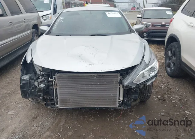 1N4AL3AP7JC185212: 44156570