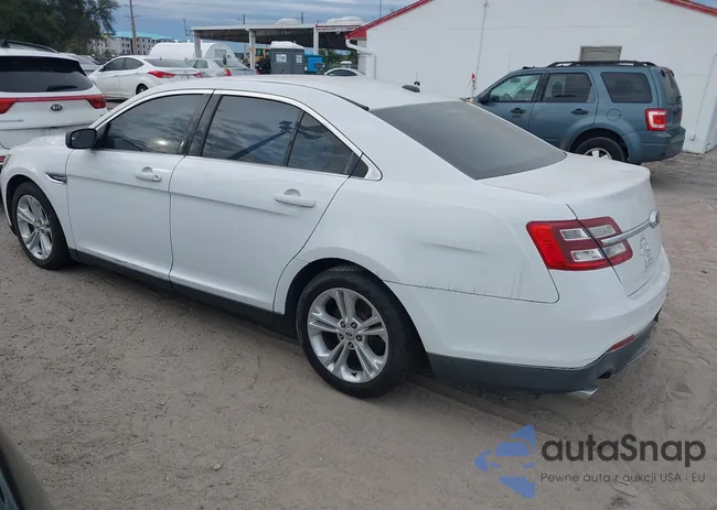 1FAHP2D8XHG111044: 44156669