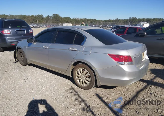 1HGCP2F3XAA041528: 44156703