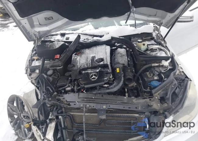 WDDGF4HB5DR292973: 44156735