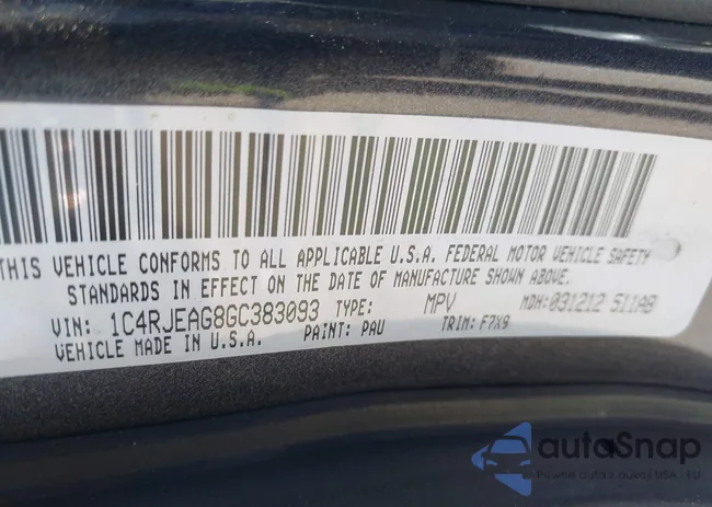 1C4RJEAG8GC383093: 44156815