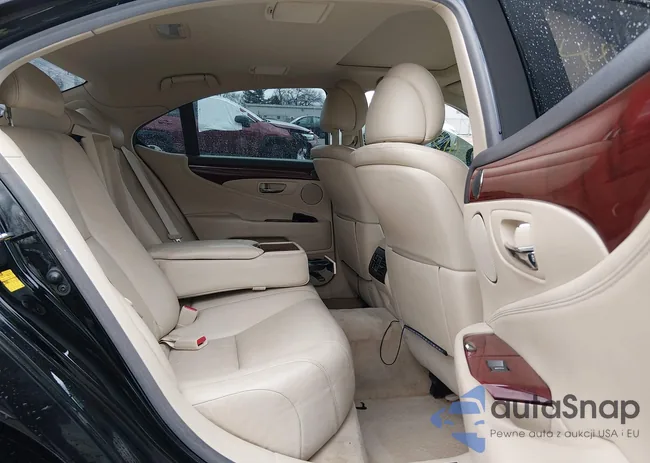 JTHCL5EF8C5015219: 44156853