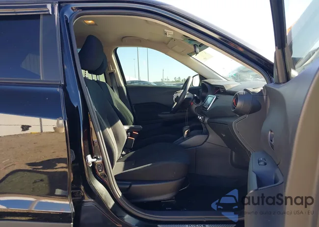 3N1CP5BV4RL487138: 44156953