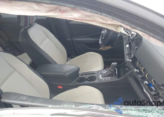 3VWC57BU5KM101121: 44157053