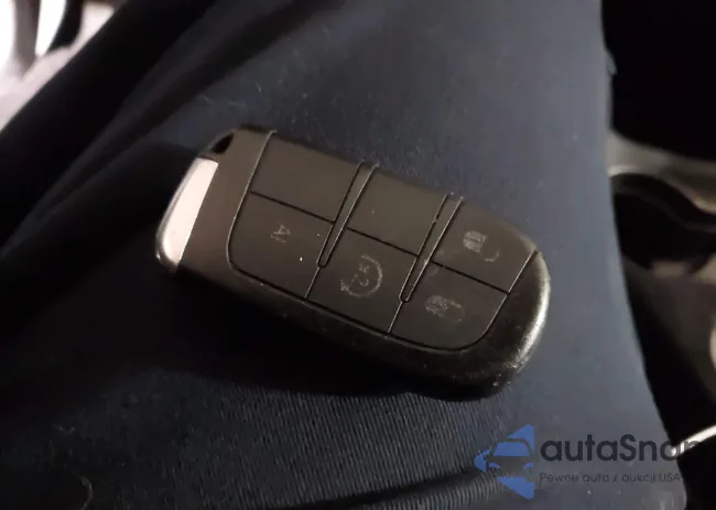 3C4PDCBG3FT637118: 44156072