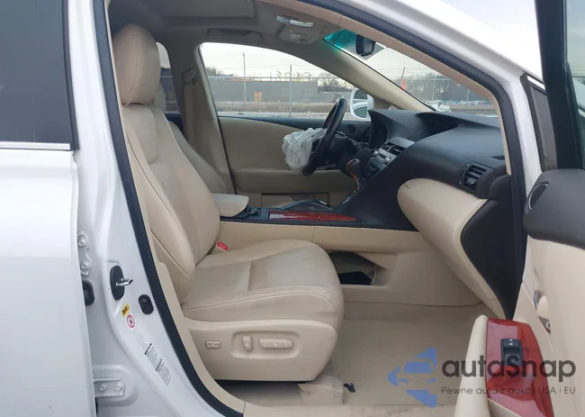 2T2BK1BA4BC111203: 44156081