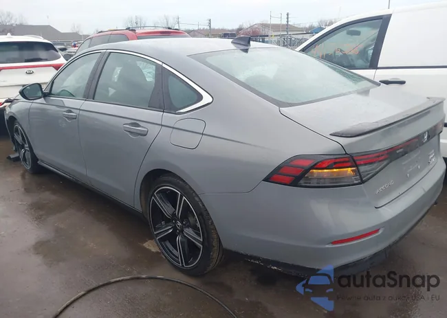 1HGCY2F58SA031418: 44156084