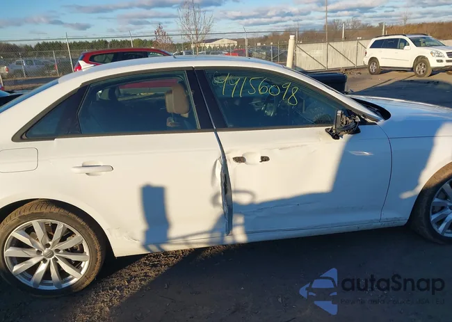 WAUANAF4XHN025831: 44156098