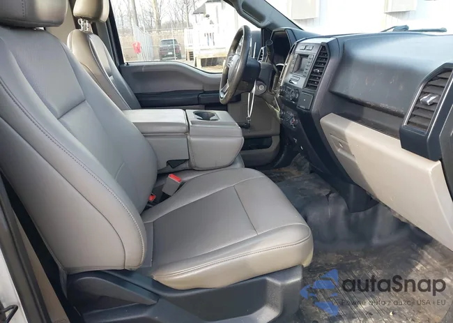 1FTMF1CB4KKD11179: 44156242