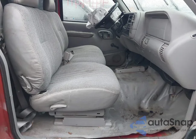 1GCEK19WXWE100664: 44156411