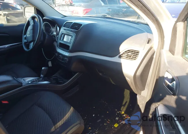 3C4PDDBG7ET127259: 44157457