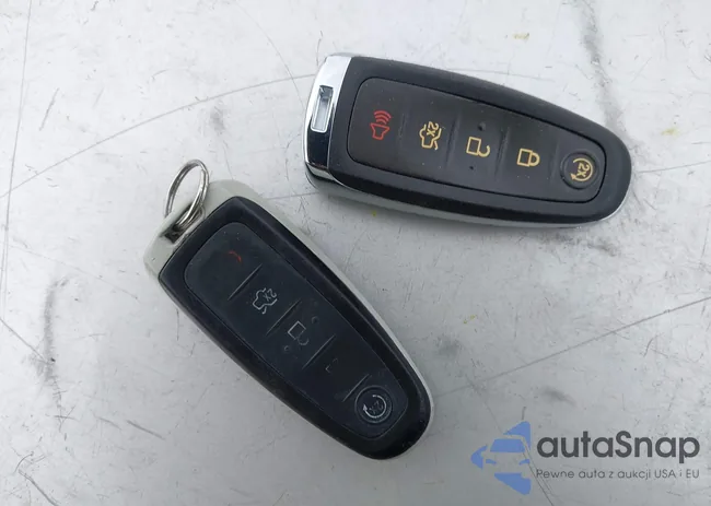 1FMCU0J99FUA26592: 44157504