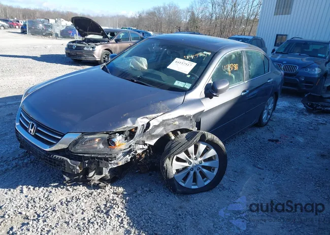 1HGCR2F88FA033375: 44157517