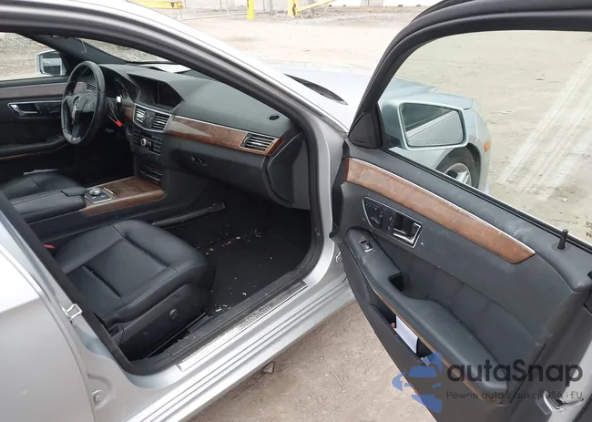 WDDHF8HB7BA380558: 44157522