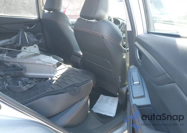 JF2GTANC5L8213399: 44157586