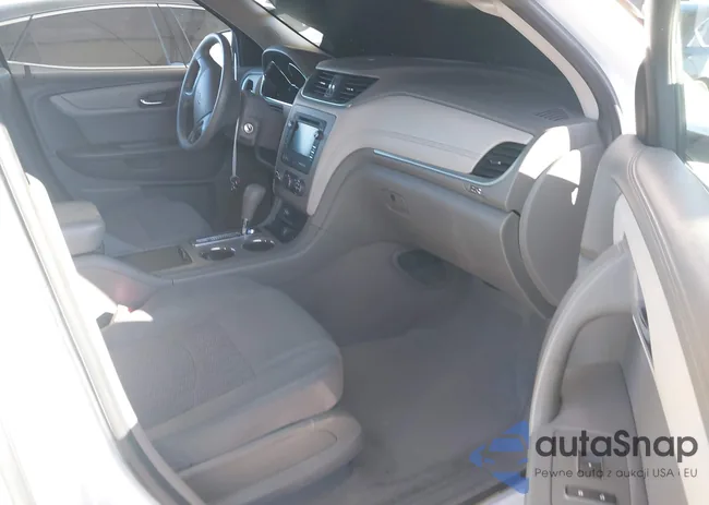 1GNKRFED1GJ142091: 44157588