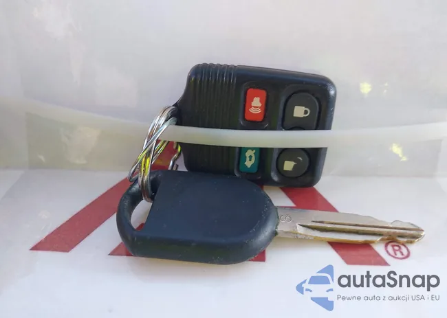 1FAFP53215A219475: 44157674