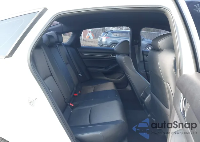 1HGCV1F3XJA204744: 44157711