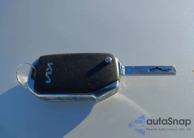 3KPF24AD5PE692142: 44157727