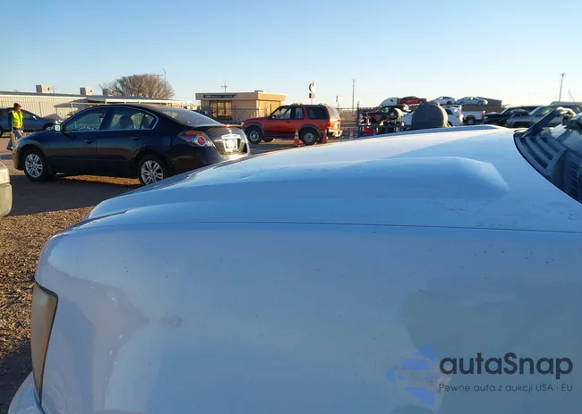 1GNLC2E01CR325224: 44157739