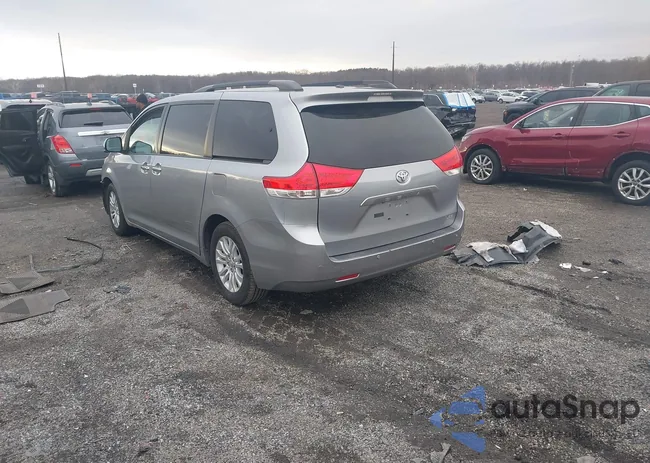 5TDYK3DC1DS379693: 44157743