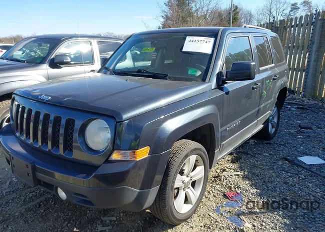 1C4NJRFBXED821106: 44157747