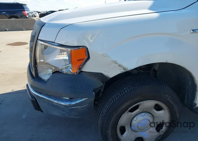 1FTRX12W79FA64900: 44157764