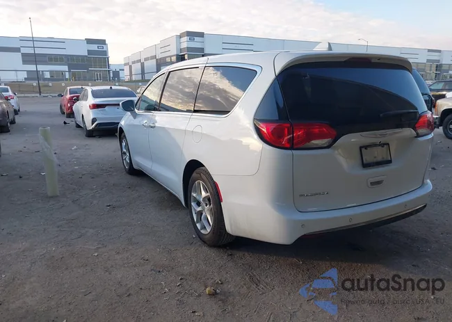 2C4RC1FG1JR114489: 44157854