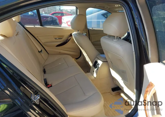 WBA3A5C54DF358149: 44157916