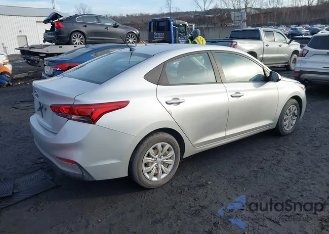 3KPC24A35JE028876: 44157960