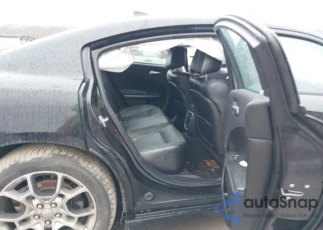 2C3CDXJG2FH875529: 44158041