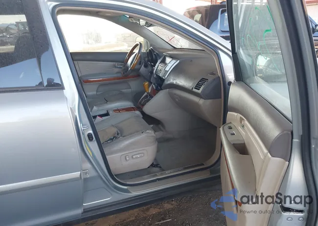 JTJGA31U240024611: 44157070