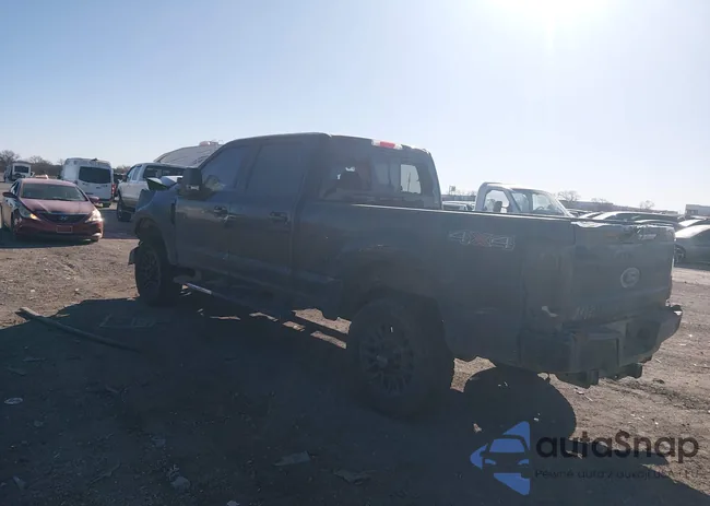 1FT7W2B60KED17776: 44157080