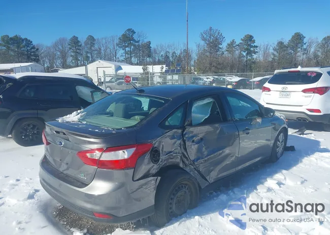 1FADP3F29DL155213: 44157119