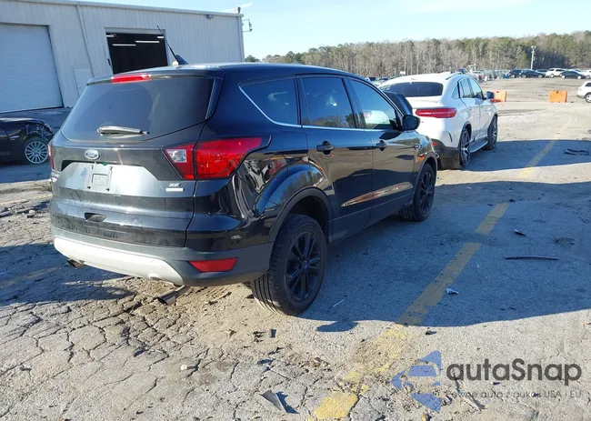 1FMCU0GD3KUB92516: 44157163