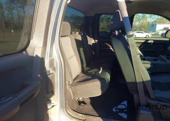 1GCSCSE02AZ200539: 44157273