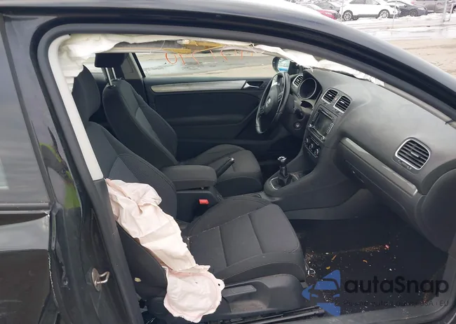 WVWMM7AJ6DW066013: 44157340