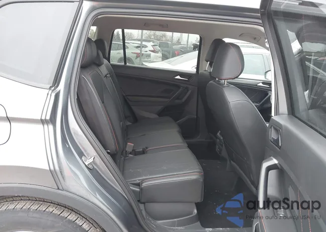 3VV5B7AX3RM210706: 44157344