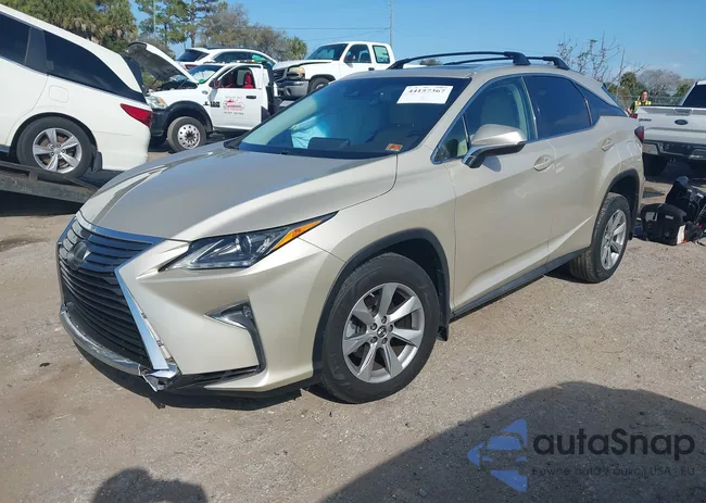 2T2BZMCA9JC157457: 44157367