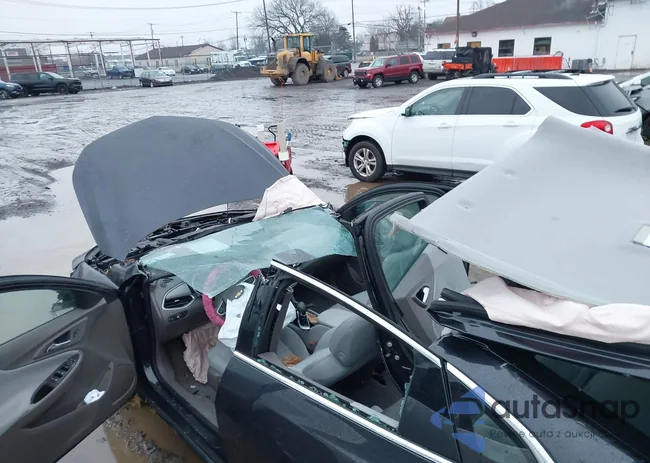 1G1ZB5ST8NF200241: 44157374