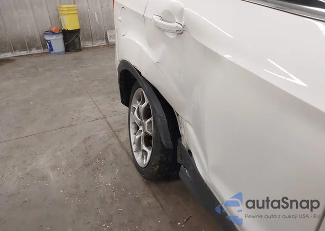 1FMCU0J99EUC06511: 44157411