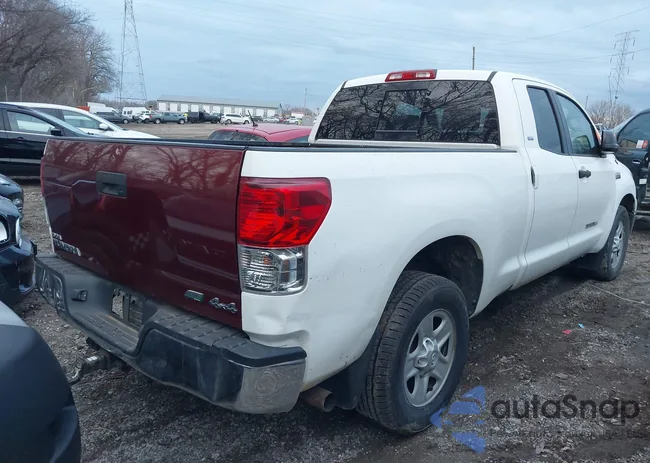 5TFUW5F16BX189373: 44158606