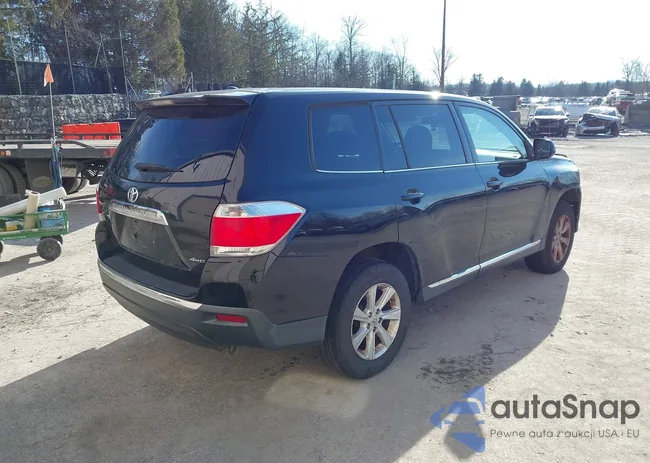 5TDBK3EH9CS165033: 44158764