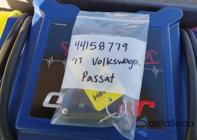 1VWDT7A32HC015102: 44158779