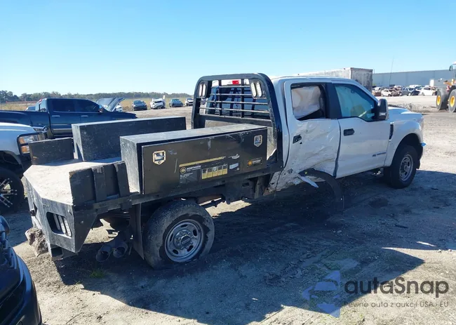 1FD7W2BT6KEC89953: 44158813