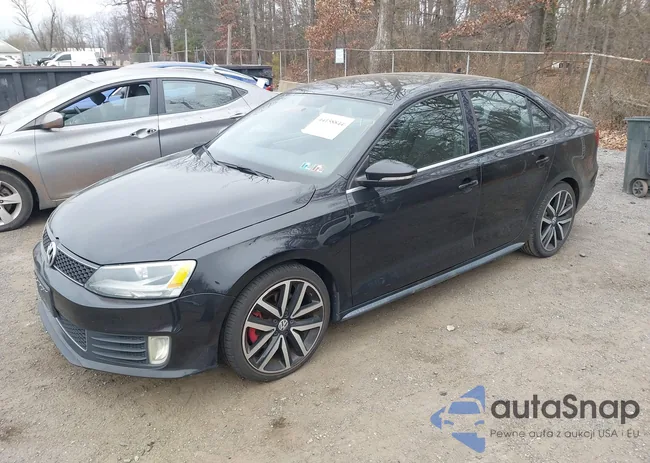 3VW5A7AJ7CM060102: 44158844