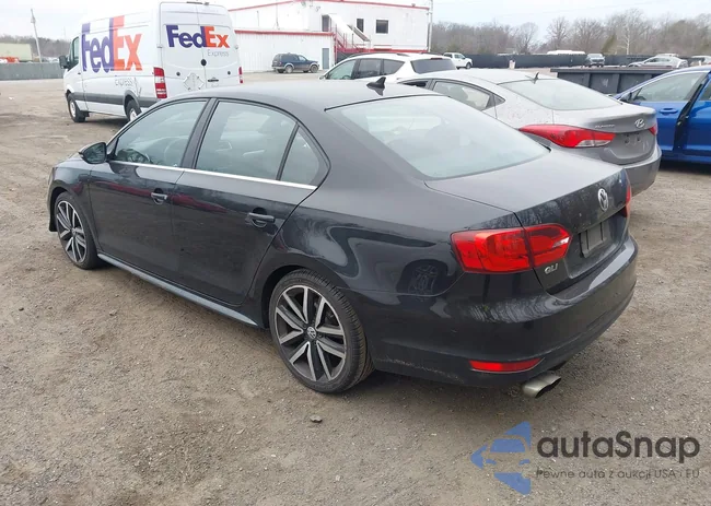 3VW5A7AJ7CM060102: 44158844