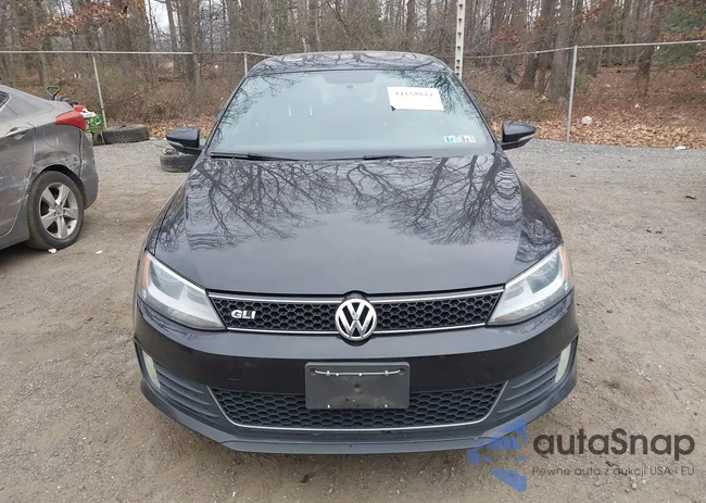 3VW5A7AJ7CM060102: 44158844