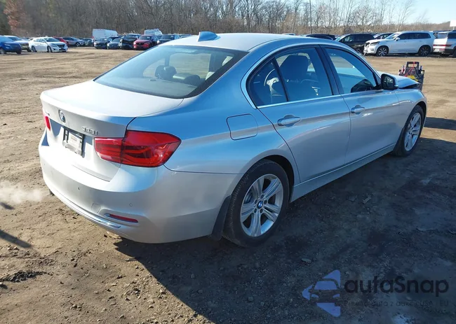 WBA8E3G56GNU02994: 44158876