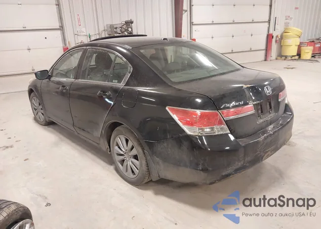 1HGCP2F89BA080513: 44158915